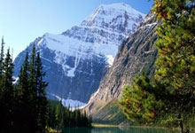 巅峰国际:点球不进机会把握不住 U20国输球无缘世青赛.